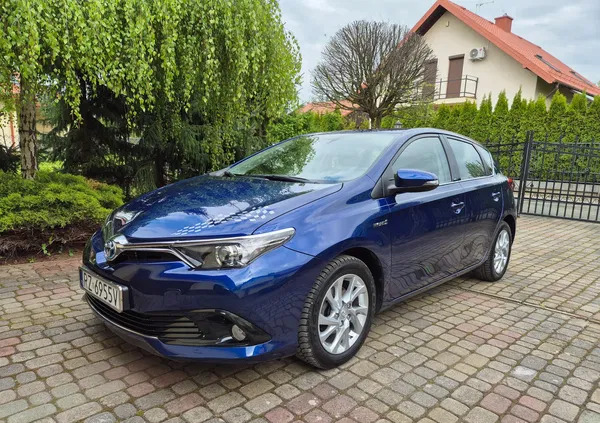 toyota Toyota Auris cena 65400 przebieg: 58928, rok produkcji 2016 z Rzeszów